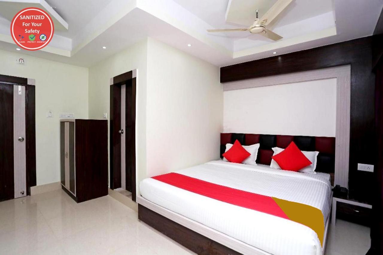 Hotel Goroomgo Aayan International 3*