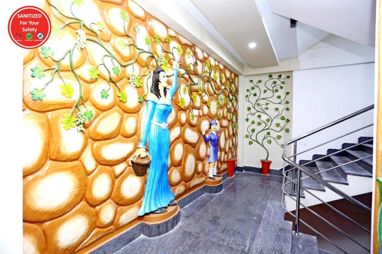 Hotel Goroomgo Aayan International